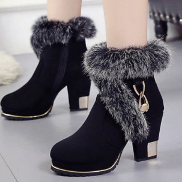 High heels - Picture 2 of 2